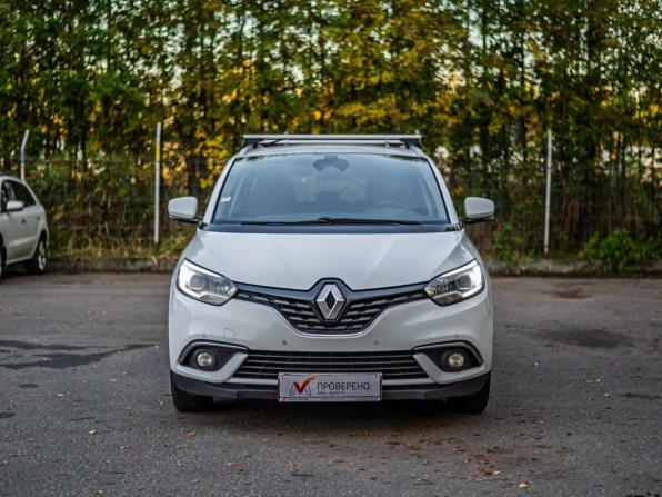 Renault Scenic IV с пробегом 2017 года, цена 1 280 000 рублей, 176515 км, минивэн, Автокод Объявления