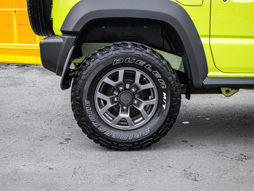 Suzuki Jimny IV Москва  - изображение 13