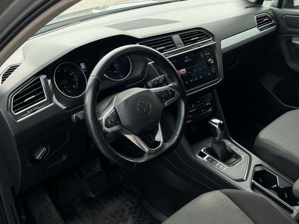 Volkswagen Tiguan II Рестайлинг с пробегом 2021 года, цена 2 499 000 рублей, 153050 км, внедорожник, Автокод Объявления