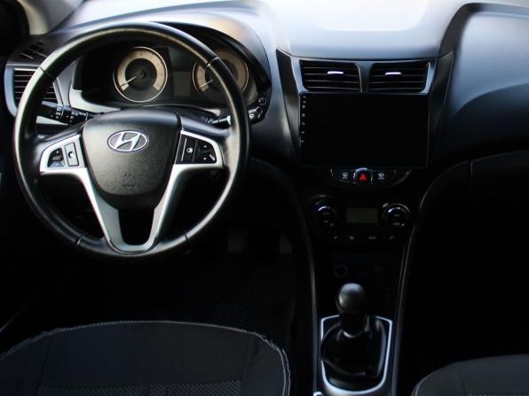 Hyundai Solaris I с пробегом 2012 года, цена 759 000 рублей, 176104 км, седан, Автокод Объявления