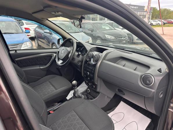 Renault Duster I Рестайлинг с пробегом 2015 года, цена 1 236 000 рублей, 163834 км, внедорожник, Автокод Объявления