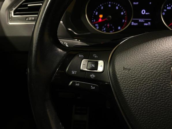 Volkswagen Tiguan II с пробегом 2019 года, цена 2 579 000 рублей, 81319 км, внедорожник, Автокод Объявления