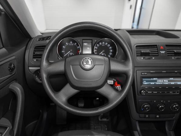 Skoda Yeti I с пробегом 2011 года, цена 1 145 000 рублей, 121500 км, внедорожник, Автокод Объявления