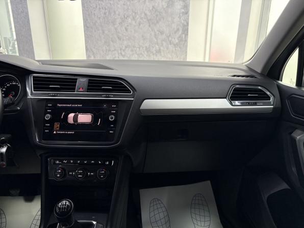Volkswagen Tiguan II с пробегом 2019 года, цена 2 265 000 рублей, 75562 км, внедорожник, Автокод Объявления