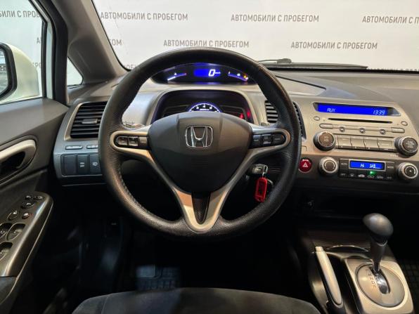 Honda Civic VIII Рестайлинг с пробегом 2010 года, цена 749 000 рублей, 248000 км, седан, Автокод Объявления