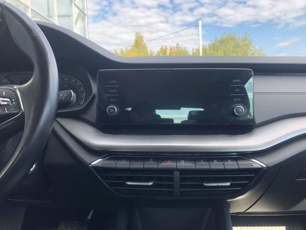 Skoda Octavia IV (A8) с пробегом 2021 года, цена 2 490 000 рублей, 72926 км, лифтбек, Автокод Объявления