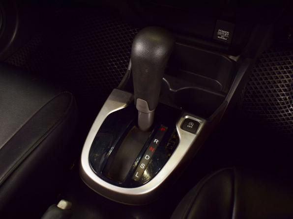 Honda Fit III с пробегом 2017 года, цена 965 995 рублей, 206736 км, хэтчбек, Автокод Объявления
