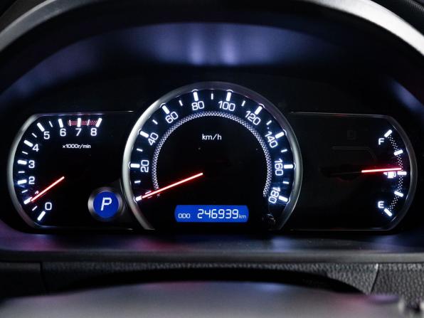 Toyota Voxy III (R80) с пробегом 2014 года, цена 1 750 000 рублей, 246939 км, минивэн, Автокод Объявления