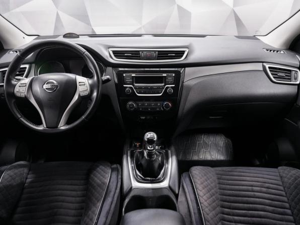 Nissan Qashqai II с пробегом 2017 года, цена 1 630 000 рублей, 152000 км, внедорожник, Автокод Объявления