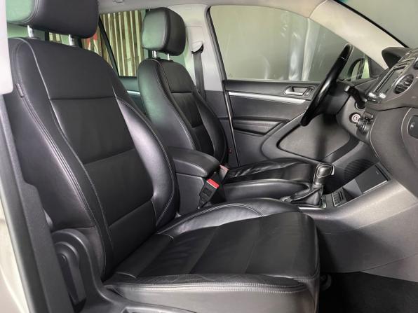 Volkswagen Tiguan I Рестайлинг с пробегом 2011 года, цена 1 290 000 рублей, 224825 км, внедорожник, Автокод Объявления
