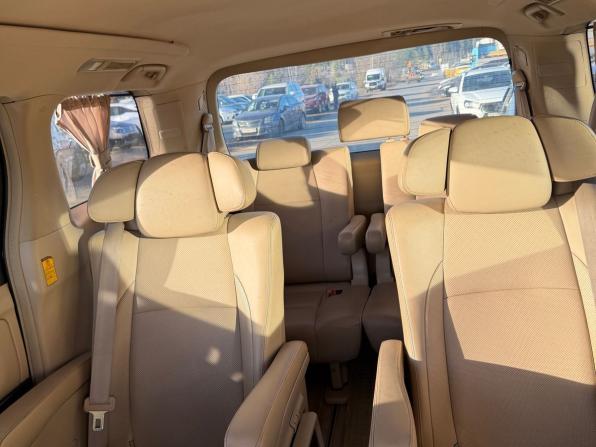 Toyota Alphard II с пробегом 2012 года, цена 2 170 000 рублей, 235281 км, минивэн, Автокод Объявления