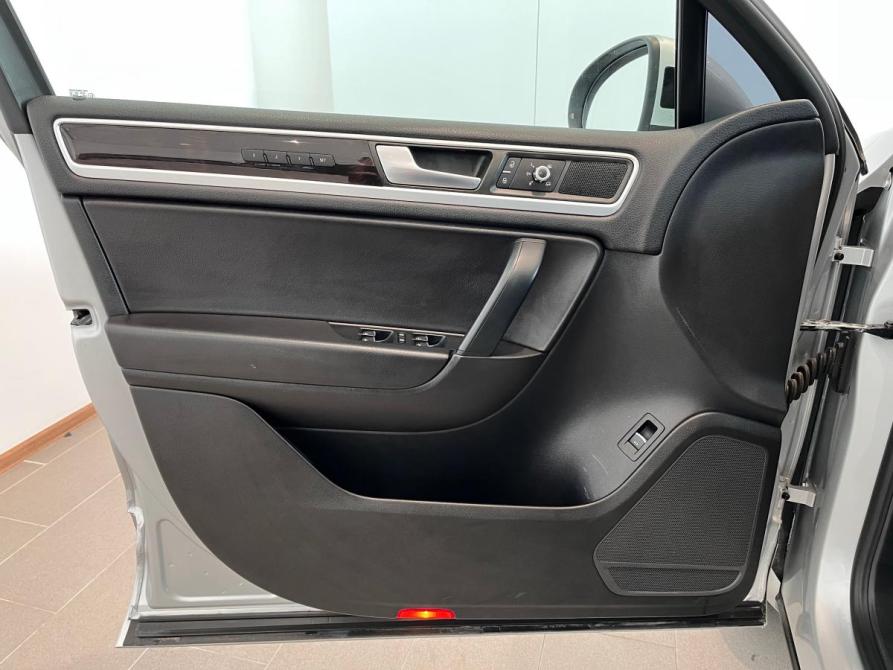 Volkswagen Touareg II Волгоград  - изображение 34