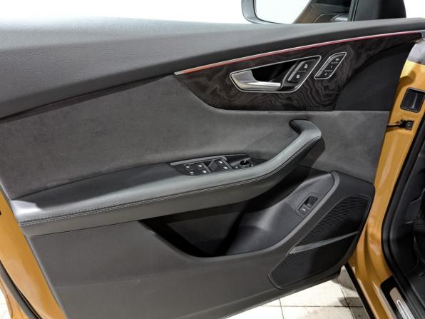 Audi Q8 I (4M) с пробегом 2018 года, цена 5 350 000 рублей, 105167 км, внедорожник, Автокод Объявления