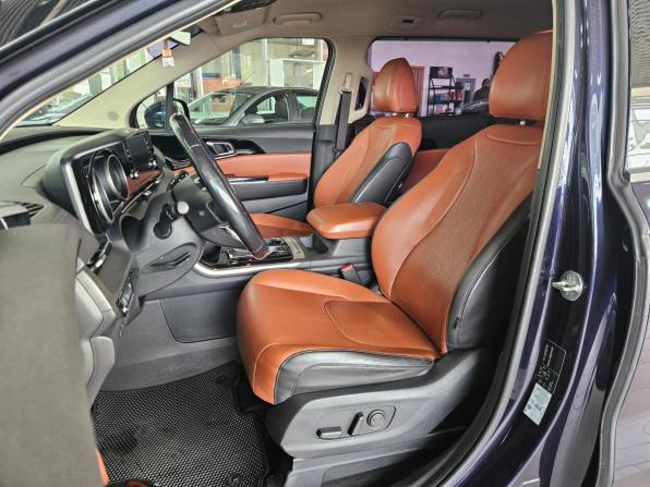 Kia Carnival IV с пробегом 2021 года, цена 4 599 000 рублей, 48614 км, минивэн, Автокод Объявления