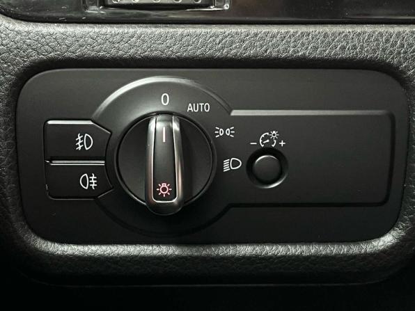 Volkswagen Touareg II с пробегом 2014 года, цена 2 379 900 рублей, 274300 км, внедорожник, Автокод Объявления