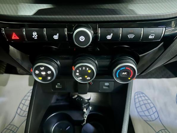 Lada (ВАЗ) Vesta I Рестайлинг (NG) с пробегом 2025 года, цена 1 750 000 рублей, 10746 км, седан, Автокод Объявления