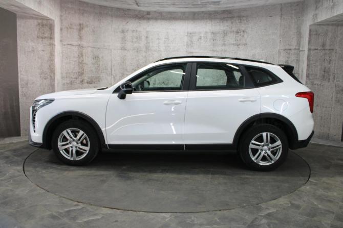 Haval Jolion I Рестайлинг с пробегом 2024 года, цена 2 275 000 рублей, 37894 км, внедорожник, Автокод Объявления