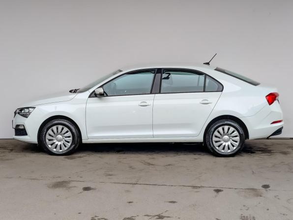 Skoda Rapid II с пробегом 2022 года, цена 1 595 000 рублей, 73274 км, лифтбек, Автокод Объявления