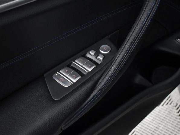 BMW 5 серии VII (G30/G31/G38) с пробегом 2018 года, цена 3 113 150 рублей, 166500 км, седан, Автокод Объявления