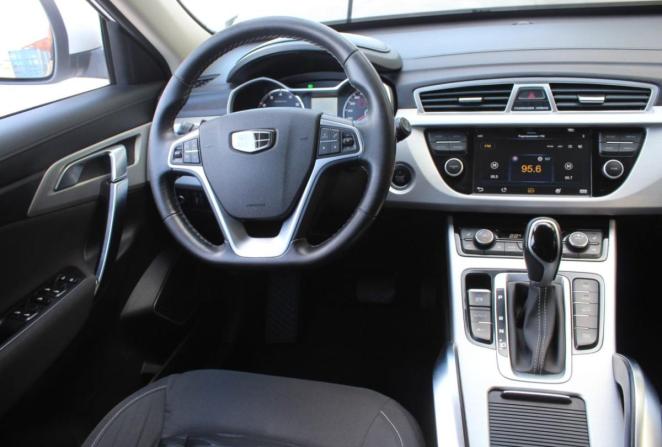 Geely Atlas I с пробегом 2018 года, цена 1 547 000 рублей, 92089 км, внедорожник, Автокод Объявления