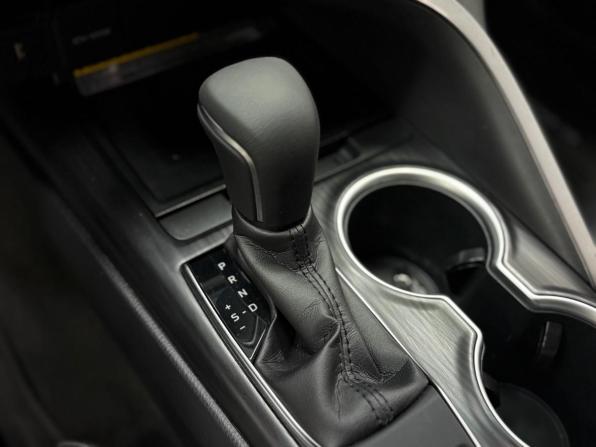 Toyota Camry VIII (XV70) Рестайлинг с пробегом 2021 года, цена 3 150 000 рублей, 95946 км, седан, Автокод Объявления