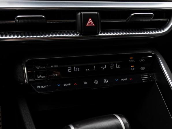 Kia K5 III с пробегом 2020 года, цена 3 230 000 рублей, 63956 км, седан, Автокод Объявления