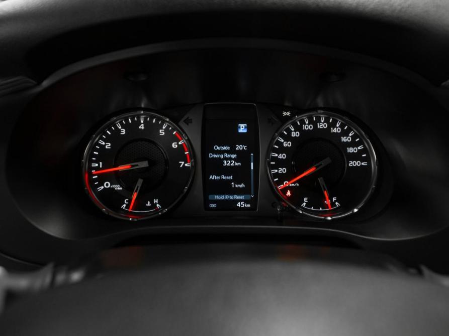 Toyota Hilux VIII Рестайлинг 2 Москва  - изображение 12