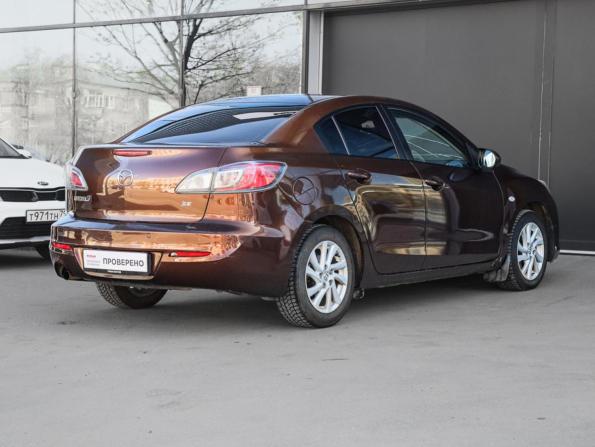 Mazda 3 II (BL) Рестайлинг с пробегом 2011 года, цена 900 000 рублей, 216046 км, седан, Автокод Объявления