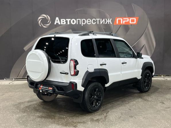 Lada (ВАЗ) Niva Travel I с пробегом 2023 года, цена 944 000 рублей, 45421 км, внедорожник, Автокод Объявления