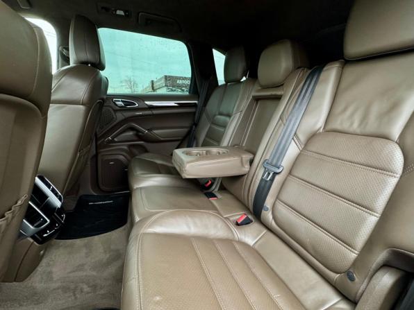 Porsche Cayenne II (958) с пробегом 2012 года, цена 2 100 000 рублей, 233500 км, внедорожник, Автокод Объявления