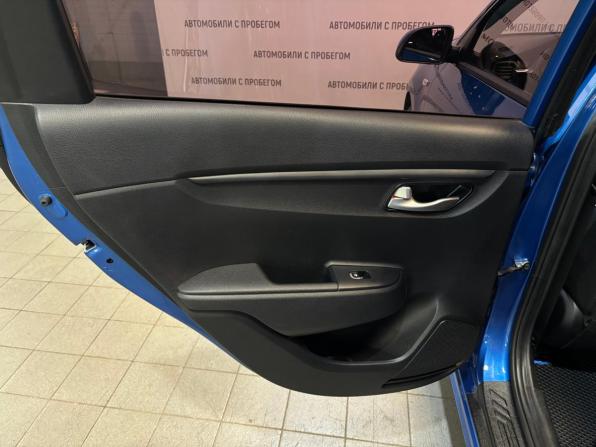 Kia Rio IV Рестайлинг с пробегом 2021 года, цена 1 799 000 рублей, 37000 км, седан, Автокод Объявления