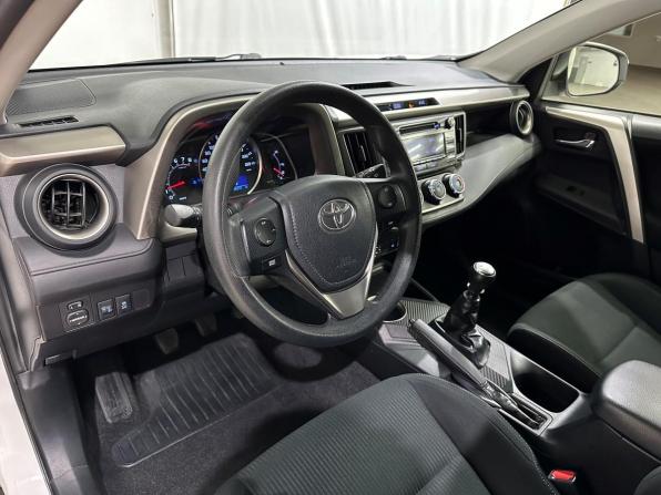 Toyota RAV4 IV (XA40) с пробегом 2013 года, цена 1 686 000 рублей, 86179 км, внедорожник, Автокод Объявления