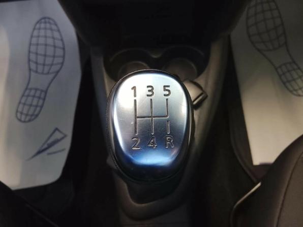 Renault Sandero II Рестайлинг с пробегом 2021 года, цена 1 249 000 рублей, 41200 км, хэтчбек, Автокод Объявления