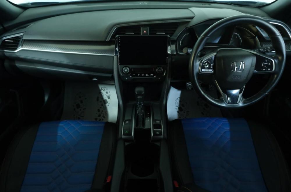 Honda Civic X Рестайлинг Омск  - изображение 13