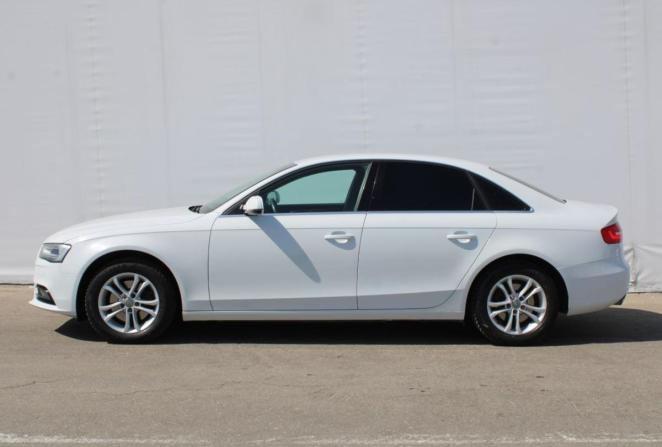 Audi A4 IV (B8) Рестайлинг с пробегом 2015 года, цена 1 650 000 рублей, 142290 км, седан, Автокод Объявления