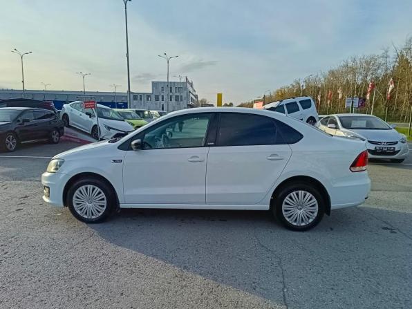 Volkswagen Polo V Рестайлинг с пробегом 2017 года, цена 1 129 995 рублей, 143744 км, седан, Автокод Объявления