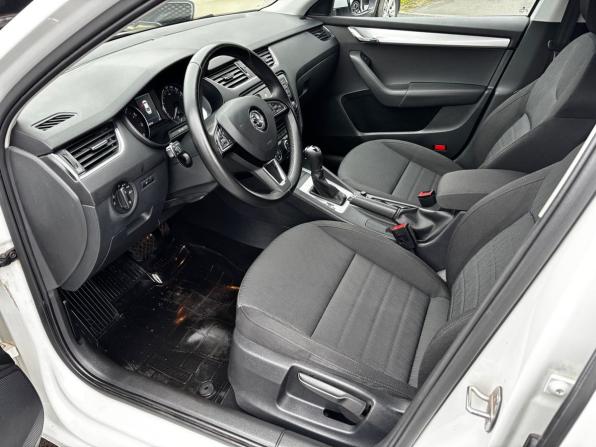 Skoda Octavia III (A7) с пробегом 2016 года, цена 1 323 000 рублей, 137000 км, лифтбек, Автокод Объявления