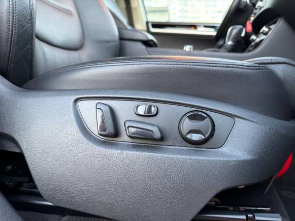 Volkswagen Touareg II с пробегом 2012 года, цена 2 325 000 рублей, 92000 км, внедорожник, Автокод Объявления