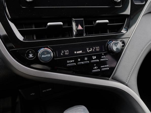 Toyota Camry VIII (XV70) Рестайлинг с пробегом 2021 года, цена 3 121 000 рублей, 78521 км, седан, Автокод Объявления