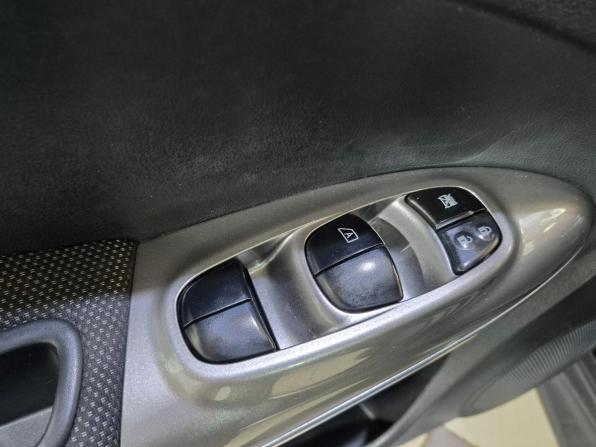 Nissan Juke I с пробегом 2013 года, цена 1 090 000 рублей, 115000 км, внедорожник, Автокод Объявления
