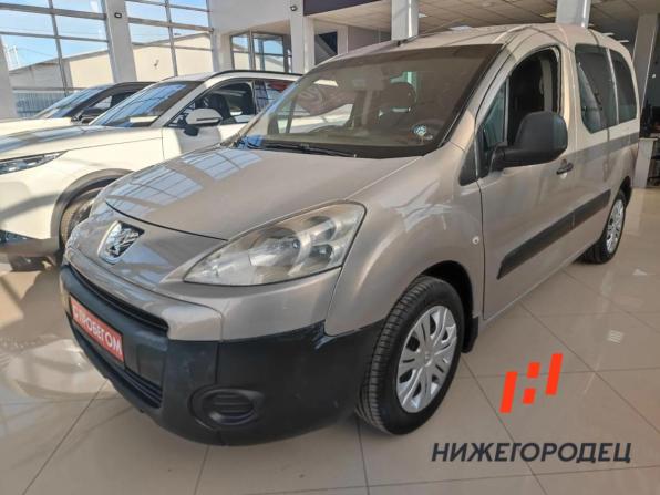 Peugeot Partner II с пробегом 2011 года, цена 409 000 рублей, 381000 км, минивэн, Автокод Объявления