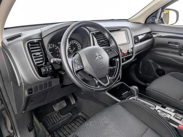 Mitsubishi Outlander III Рестайлинг 3 с пробегом 2021 года, цена 2 650 000 рублей, 61479 км, внедорожник, Автокод Объявления