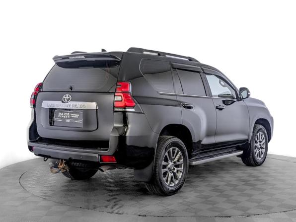 Toyota Land Cruiser Prado 150 Series Рестайлинг 2 с пробегом 2018 года, цена 4 500 000 рублей, 238427 км, внедорожник, Автокод Объявления