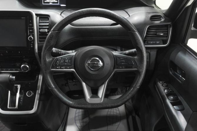 Nissan Serena V (C27) с пробегом 2017 года, цена 1 869 000 рублей, 136000 км, минивэн, Автокод Объявления