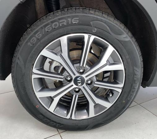 Kia Rio IV Рестайлинг с пробегом 2021 года, цена 1 786 000 рублей, 76600 км, хэтчбек, Автокод Объявления