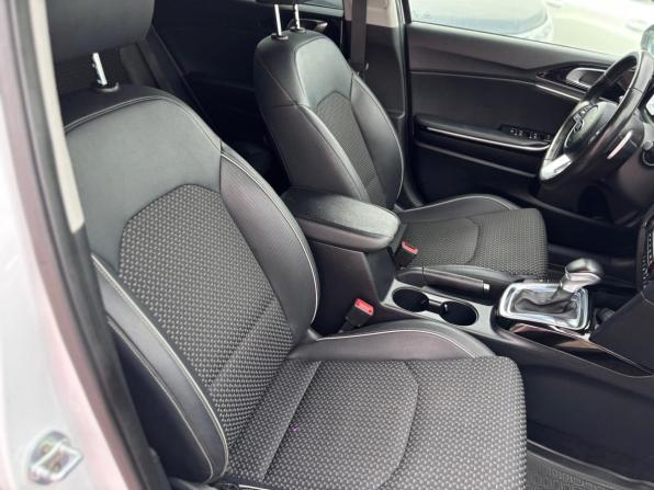 Kia Ceed III с пробегом 2019 года, цена 1 720 000 рублей, 59816 км, хэтчбек, Автокод Объявления