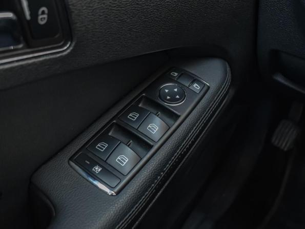 Mercedes-Benz E-Класс IV (W212 S212 C207) с пробегом 2010 года, цена 1 685 000 рублей, 228326 км, седан, Автокод Объявления