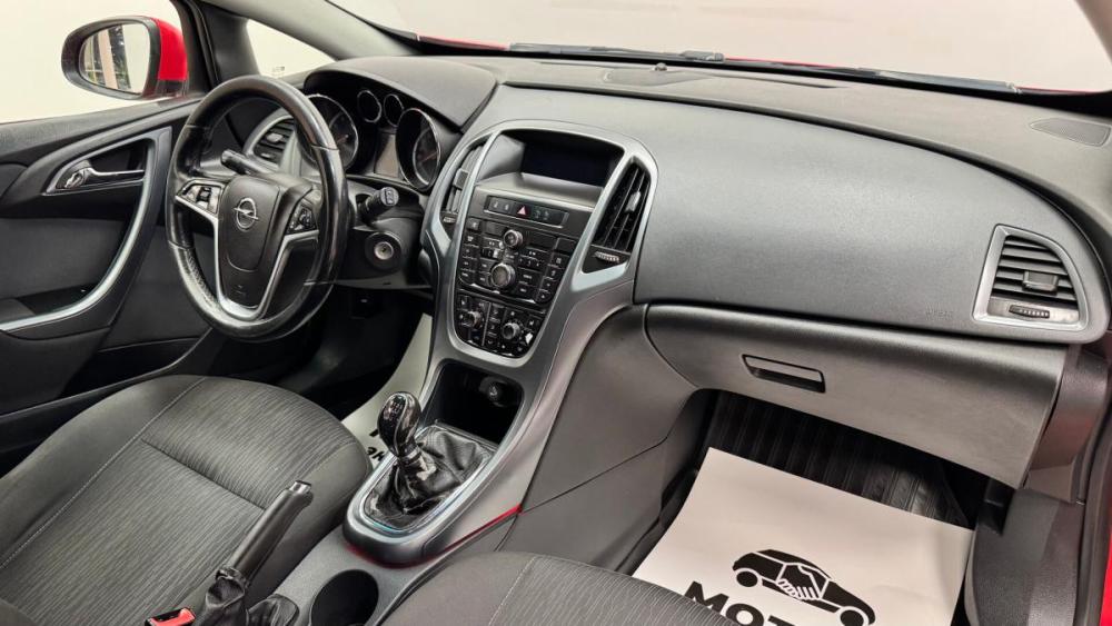 Opel Astra J Рестайлинг Киров  - изображение 7