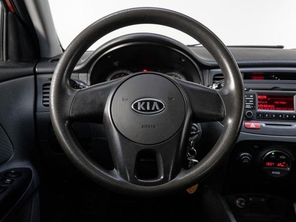Kia Rio II Рестайлинг с пробегом 2010 года, цена 550 000 рублей, 203707 км, седан, Автокод Объявления
