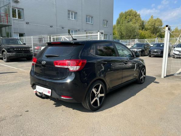 Kia Rio III Рестайлинг с пробегом 2017 года, цена 785 370 рублей, 201715 км, хэтчбек, Автокод Объявления
